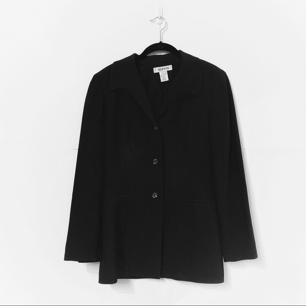 Alfani 3 button Blazer: Size 10